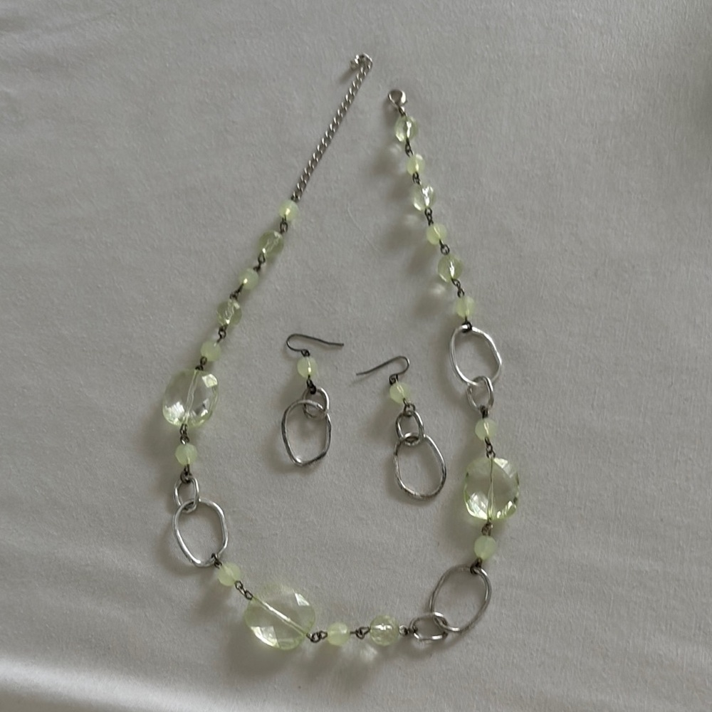Elegant Silver and light green Jewelry Set.